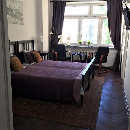 Fiesta Apartament Warszawa Zewnętrze zdjęcie