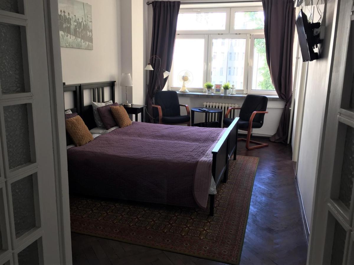 Fiesta Apartament Warszawa Zewnętrze zdjęcie