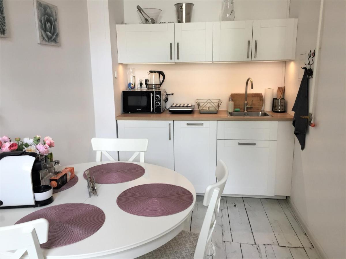 Fiesta Apartament Warszawa Zewnętrze zdjęcie