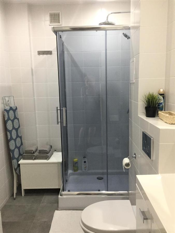 Fiesta Apartament Warszawa Zewnętrze zdjęcie