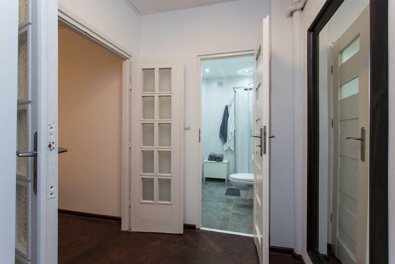 Fiesta Apartament Warszawa Zewnętrze zdjęcie