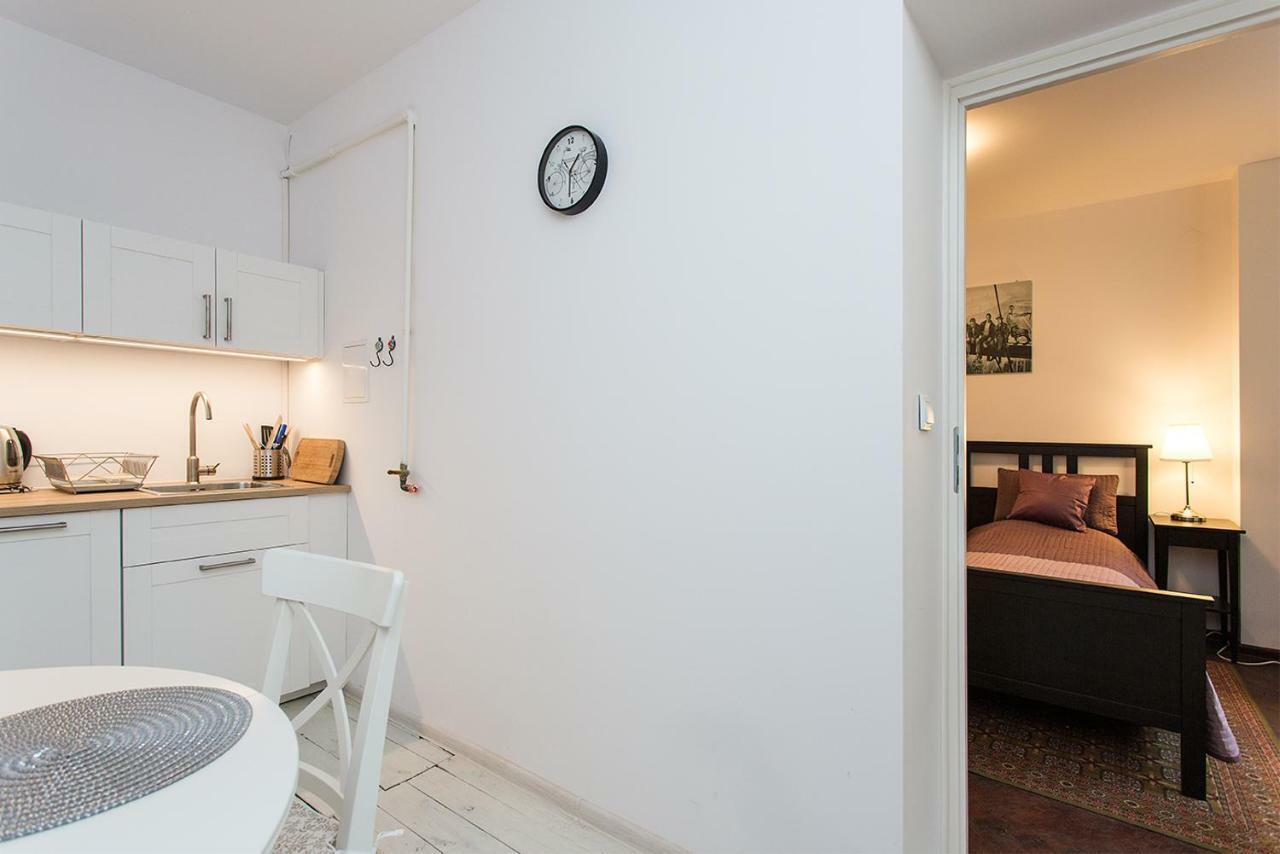 Fiesta Apartament Warszawa Zewnętrze zdjęcie